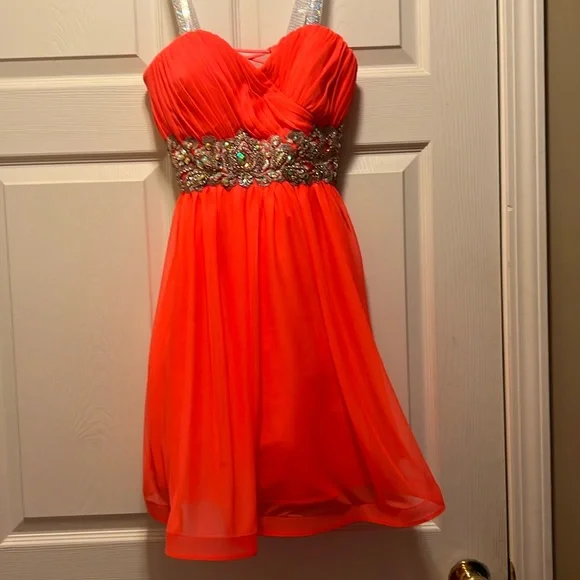 open lace back dress Zapaka Women Sparkly Orange Graduation Dress Lace-Up Back Tight Short Cocktail Dress with Sequins, Orange / UK30 main image 1